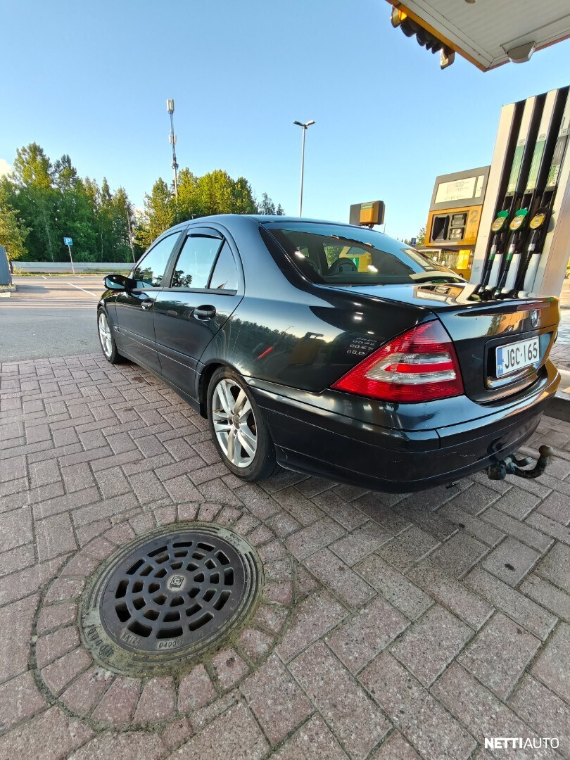 Mercedes-Benz C 200