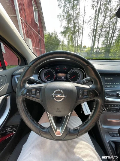 Opel Astra 2016, photo 4/4