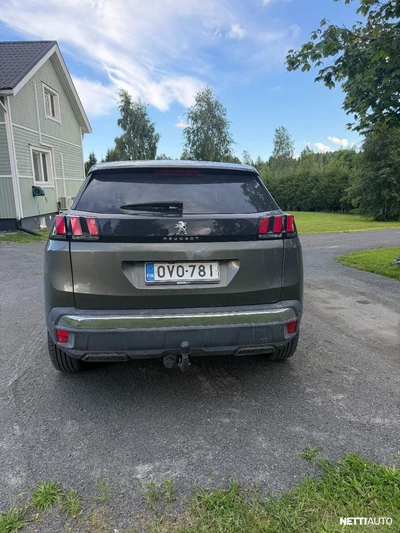 Peugeot 3008 Allure PureTech 130 2017, photo 3/12