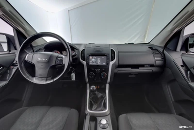 Isuzu D-Max 2018, photo 7/11