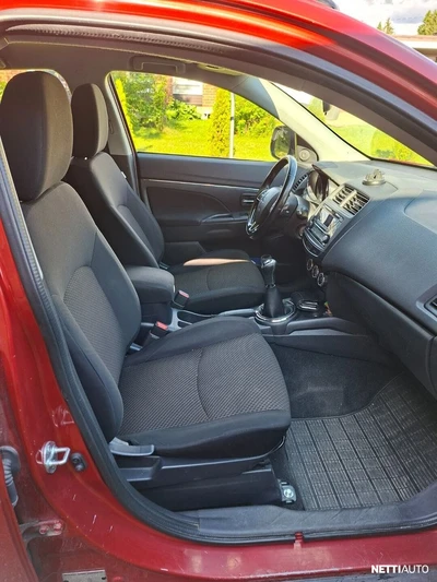 Mitsubishi ASX 1,6 MIVEC Invite 5MT 2015, kuva 3/18