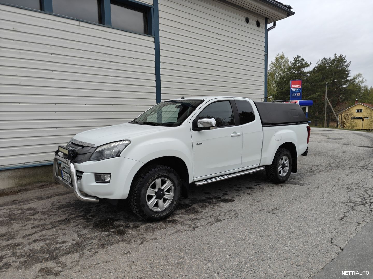Isuzu D-Max