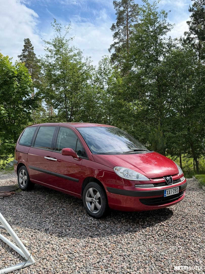 Peugeot 807
