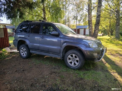 Toyota Land Cruiser 2005, photo 2/10