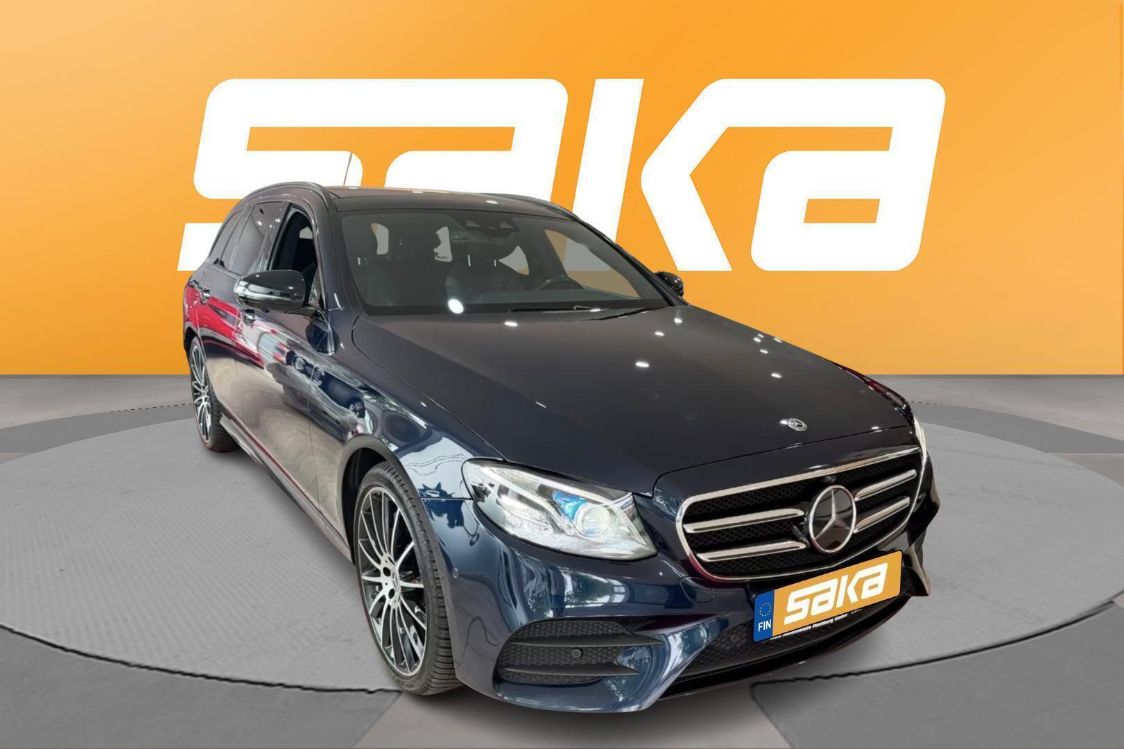 Mercedes-Benz E