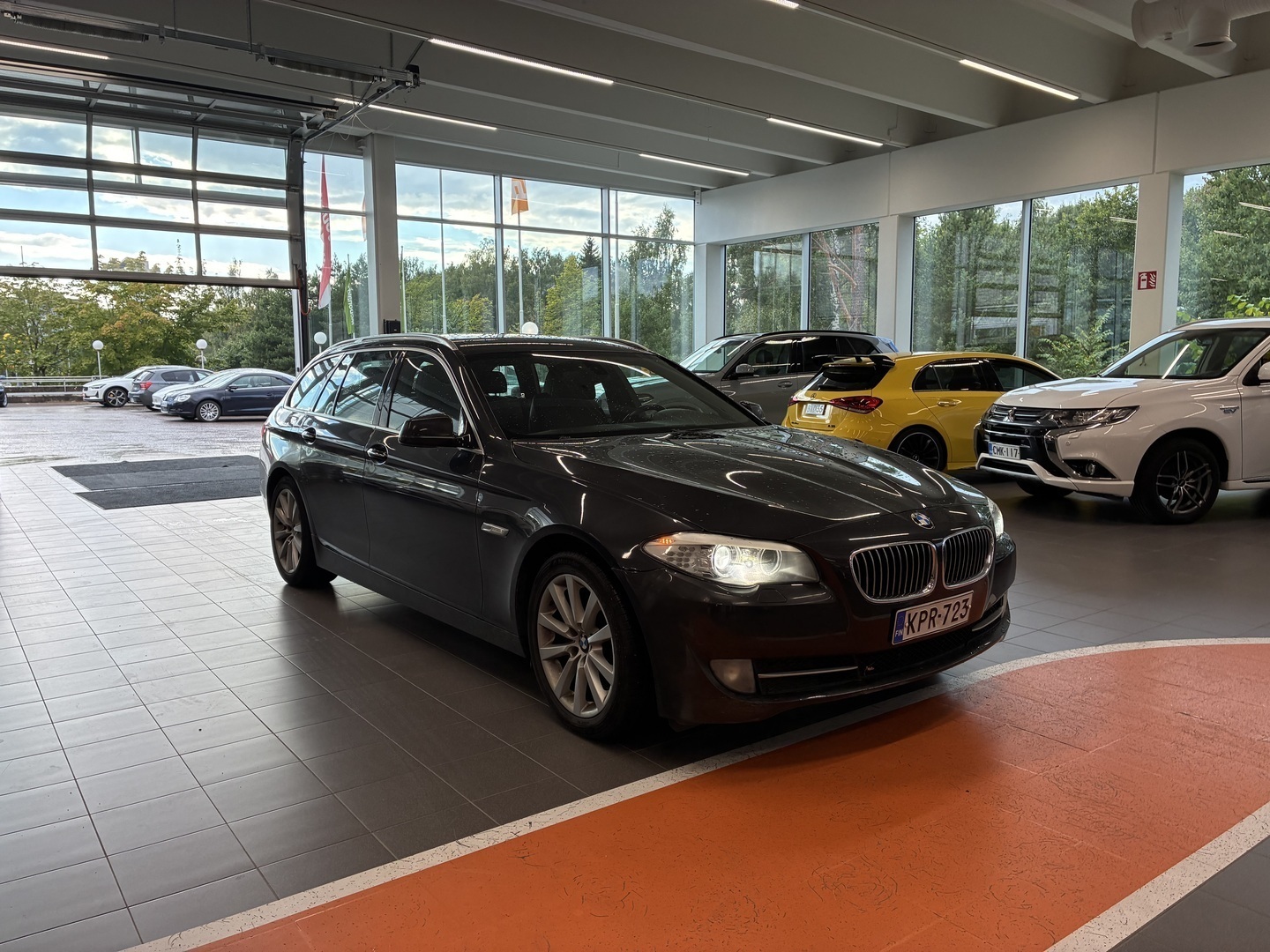 BMW 530