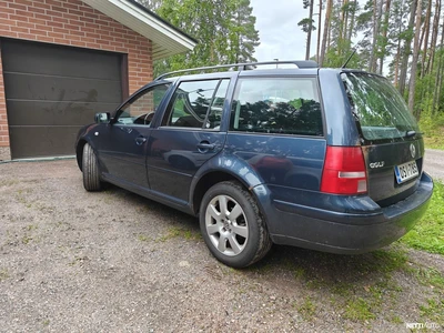 Volkswagen Golf 1,6 Pacific 2005, kuva 2/19