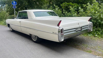 Cadillac De Ville Coupedeville 1963, kuva 2/3