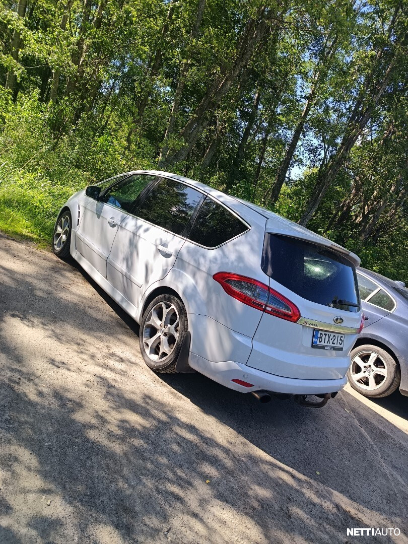 Ford S-MAX