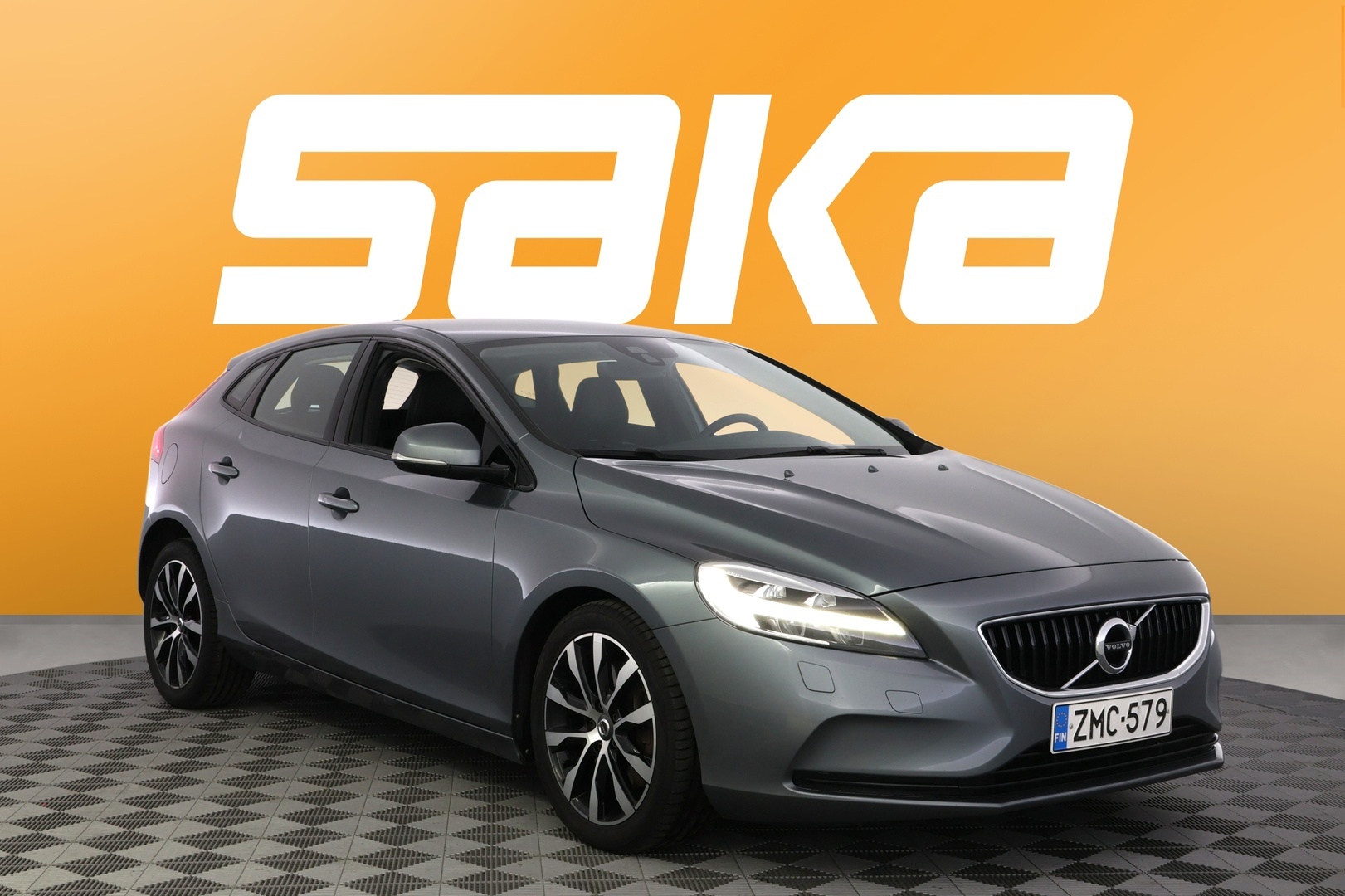 Volvo V40 T2 Business Dynamic Edition aut