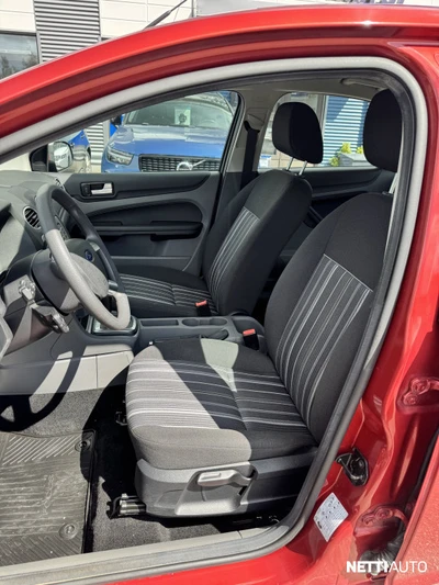 Ford Focus 2008, photo 7/9
