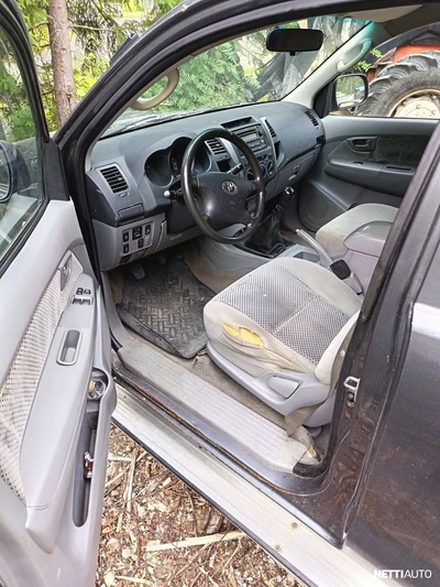 Toyota Hilux 2007, kuva 7/7