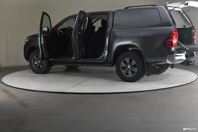 Toyota Hilux 2021, kuva 7/10
