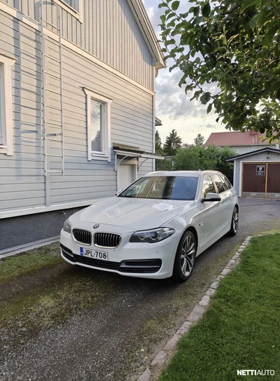 BMW 520 2017, photo 1/15