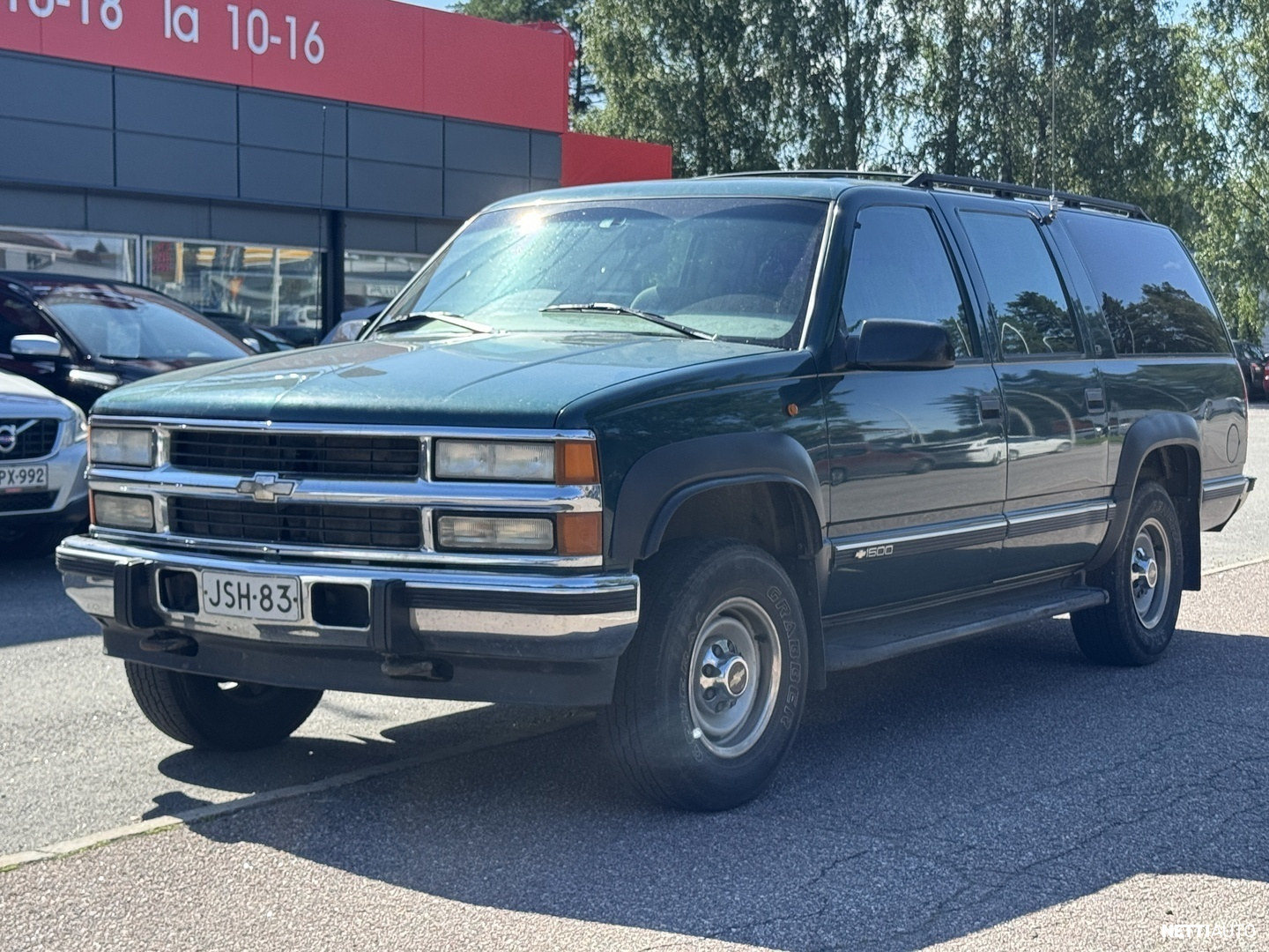 Chevrolet Suburban