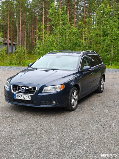 Volvo V70 summum 2010, kuva 2/16