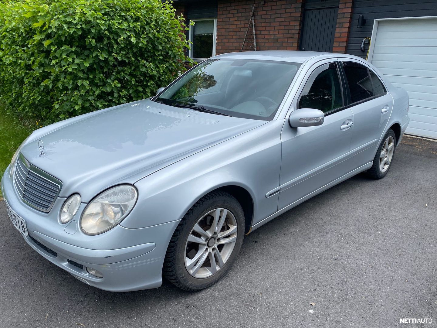 Mercedes-Benz E