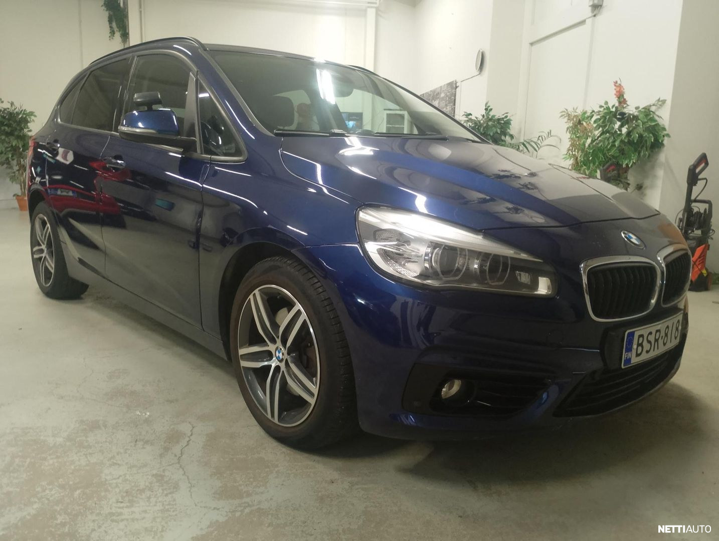 BMW 218