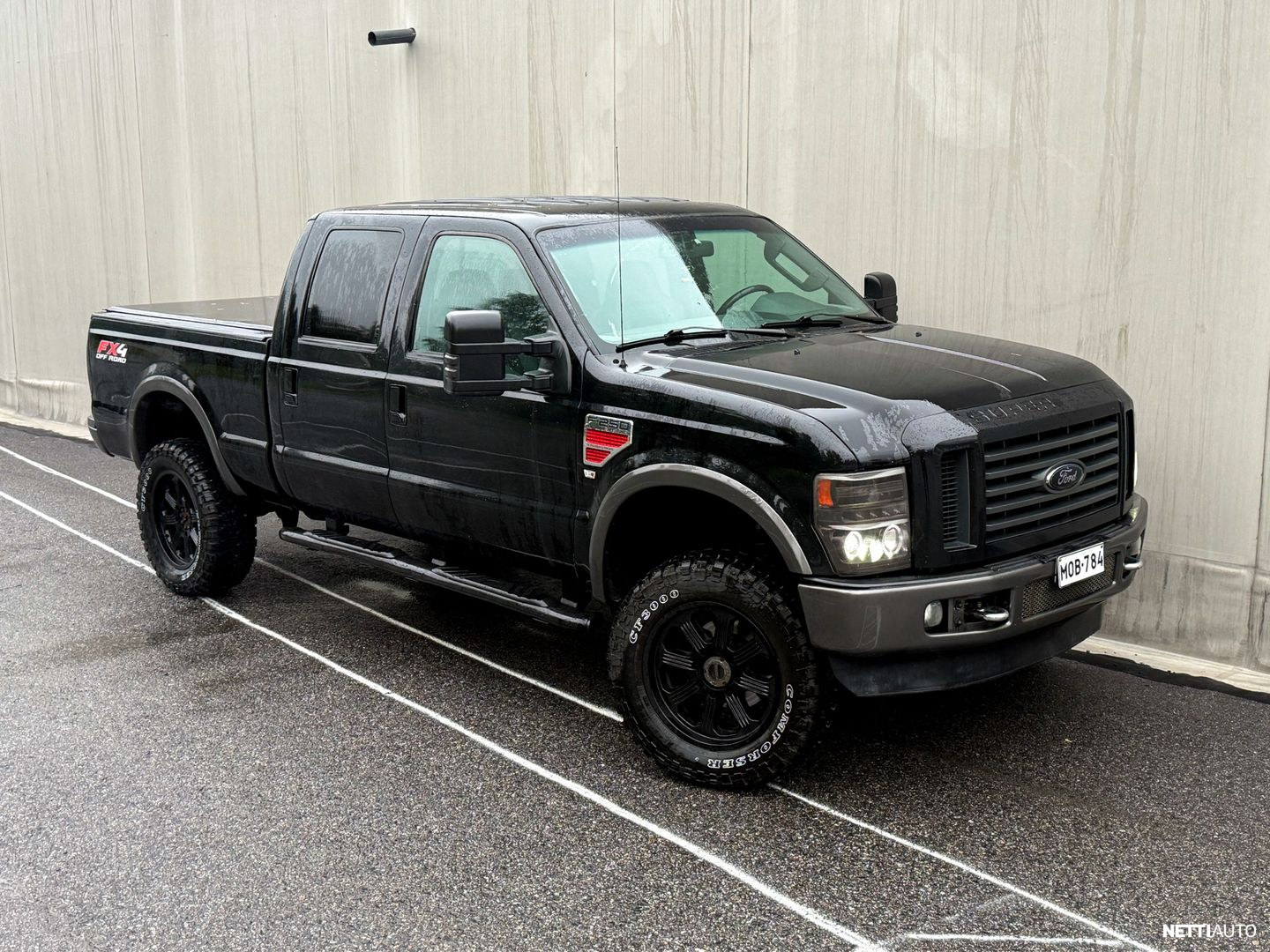 Ford F-250