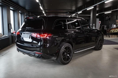 Mercedes-Benz GLS 2023, photo 2/23
