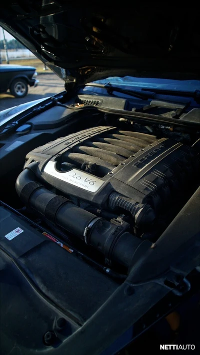 Porsche Cayenne 2011, kuva 6/8