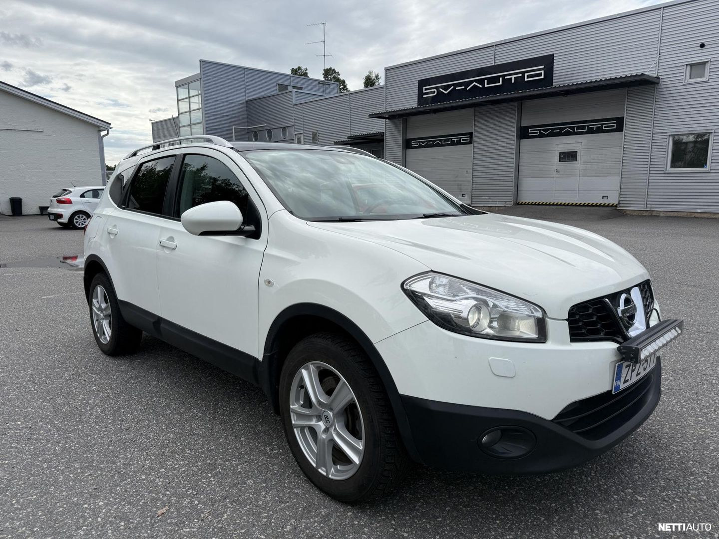 Nissan Qashqai+2