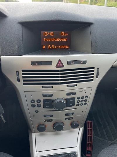 Opel Astra 2007, kuva 6/11