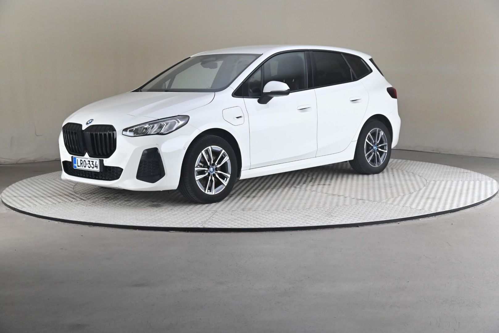 BMW 230