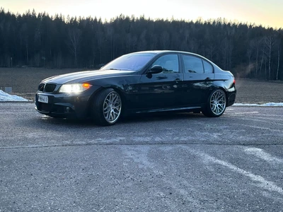 BMW 330 2011, kuva 4/20