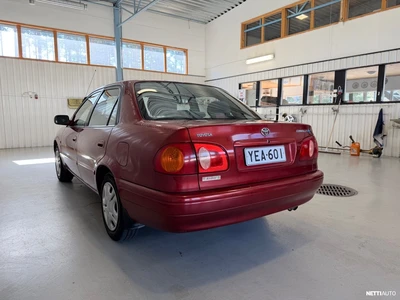 Toyota Corolla 1,6 VVT-i Linea Terra 4d 2000, photo 4/15