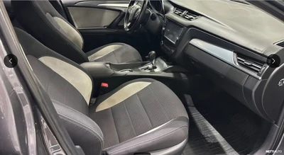 Toyota Avensis 2016, kuva 7/12