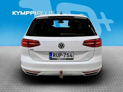 Volkswagen Passat 2018, photo 5/35
