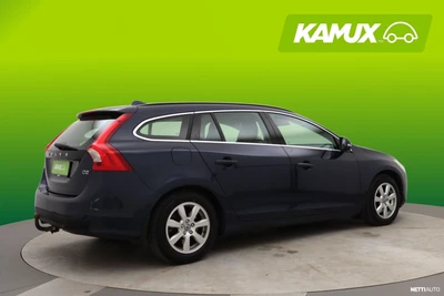 Volvo V60 D2 Momentum 2013, photo 2/33