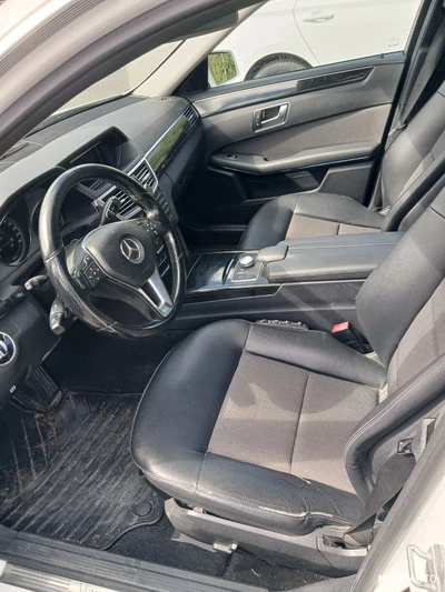 Mercedes-Benz E CDI BE Premium Taksi 2012, kuva 7/8