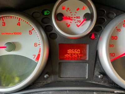 Peugeot 207 2010, kuva 5/7