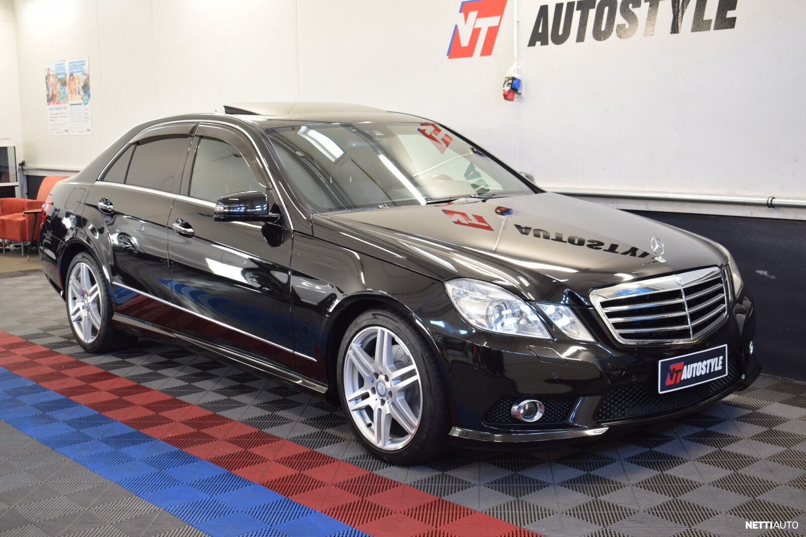 Mercedes-Benz E