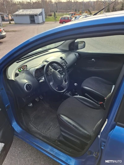 Nissan Note 2007, photo 5/5