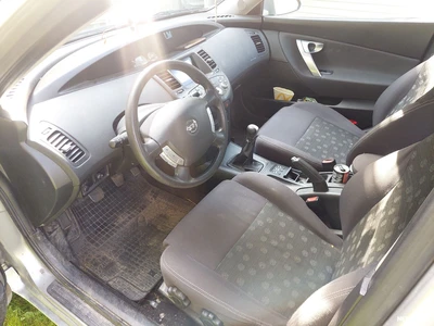 Nissan Primera 2007, photo 2/7