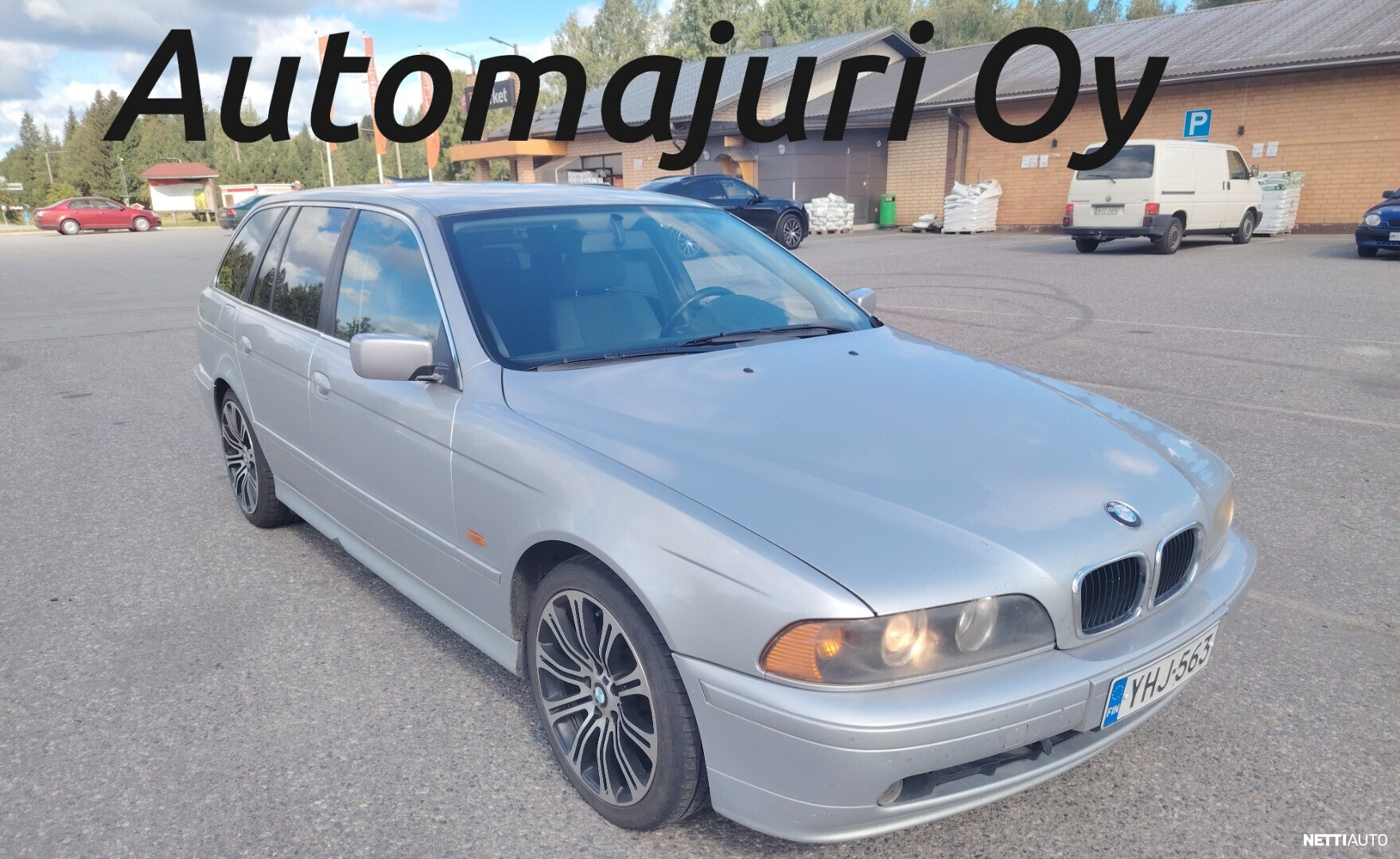 BMW 525
