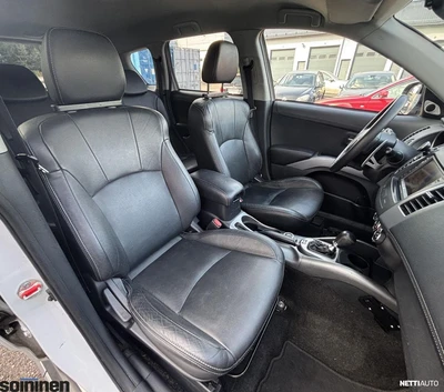 Mitsubishi Outlander 2.2 A 4 WD 2012, kuva 7/20
