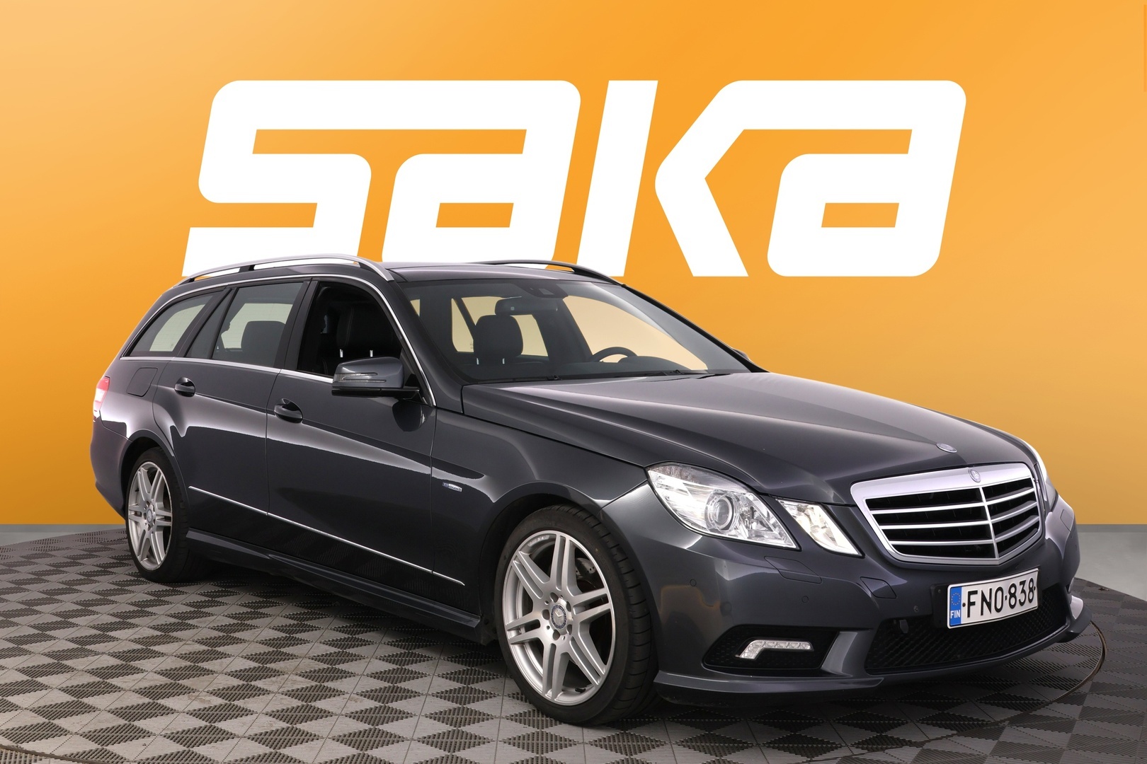 Mercedes-Benz E 250 AMG CGI