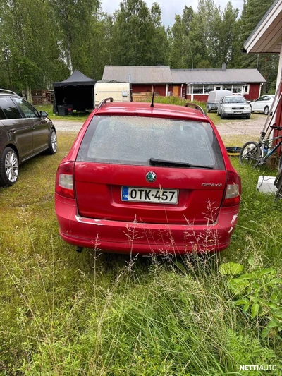 Skoda Octavia Combi 1,2 TSI Ambiente 2012, photo 5/9