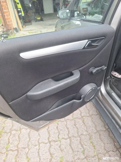 Mercedes-Benz B 170 2005, photo 5/8