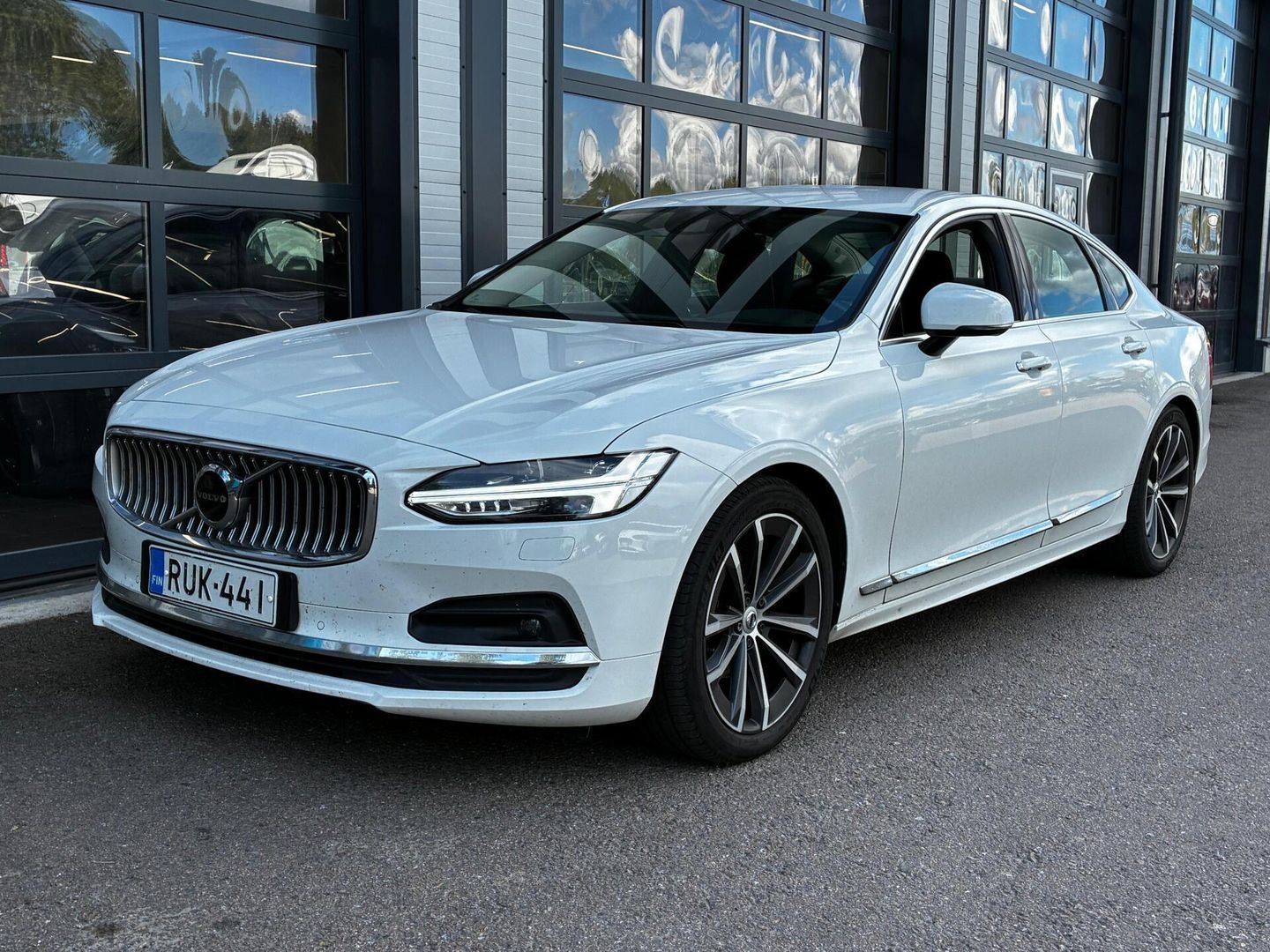 Volvo S90