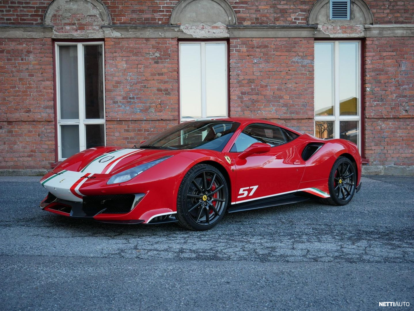 Ferrari 488