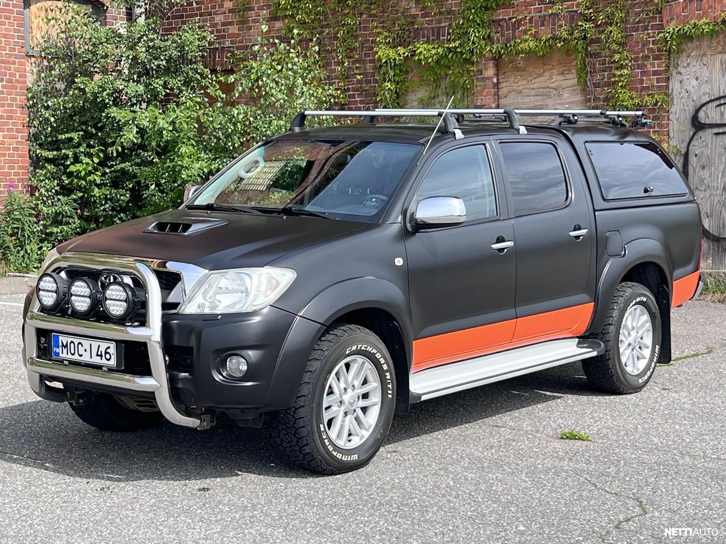 Toyota Hilux
