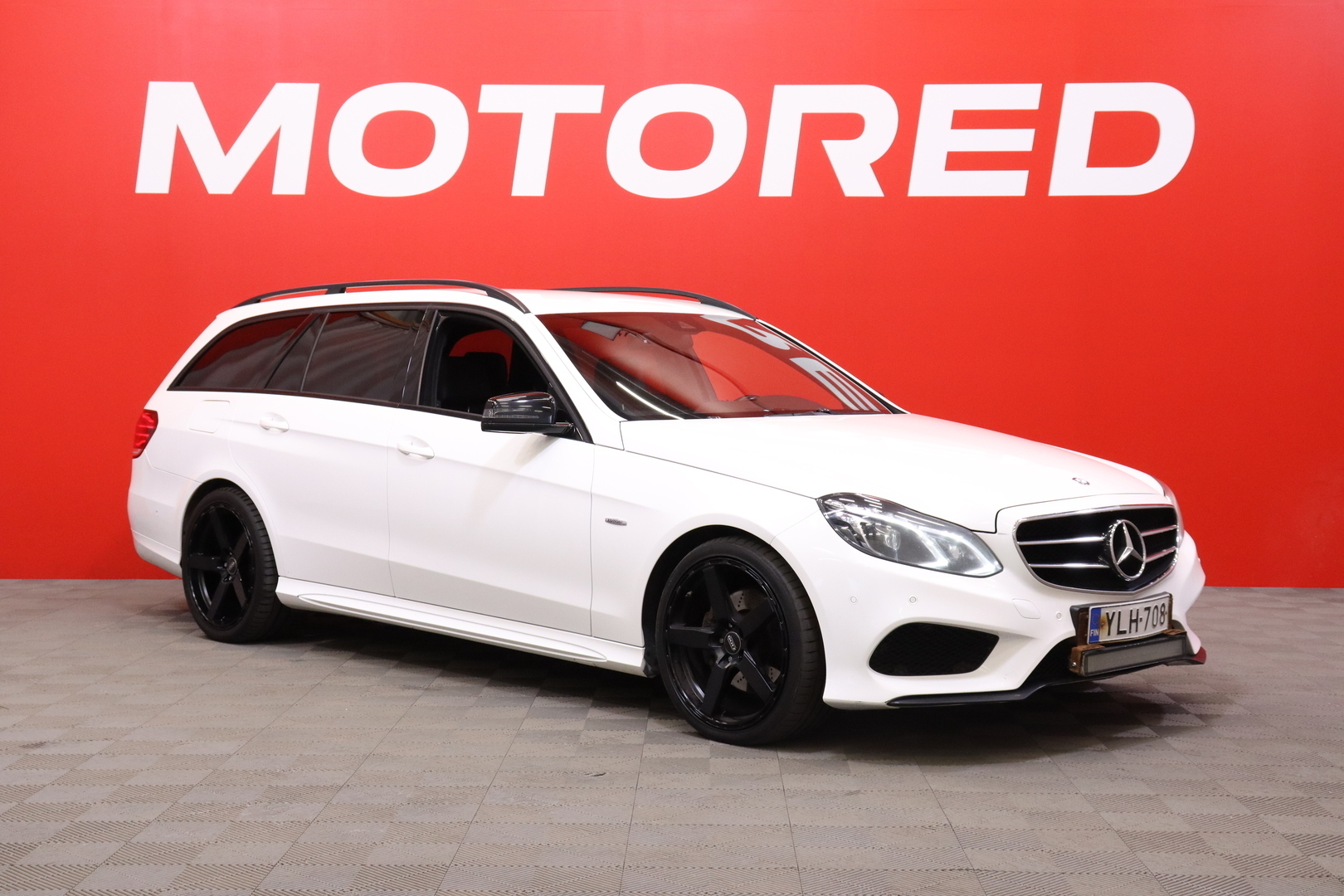 Mercedes-Benz E