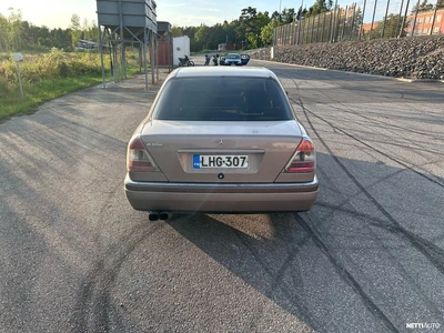 Mercedes-Benz C 200 1995, kuva 3/9