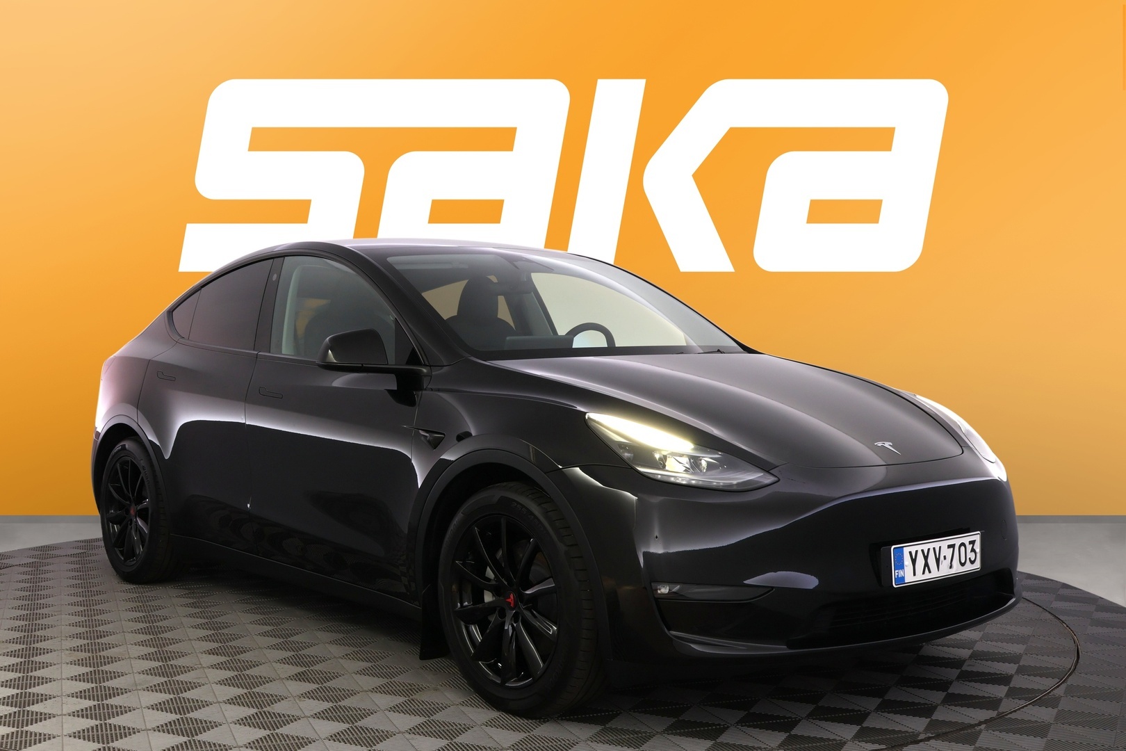 Tesla Model Y Long Range