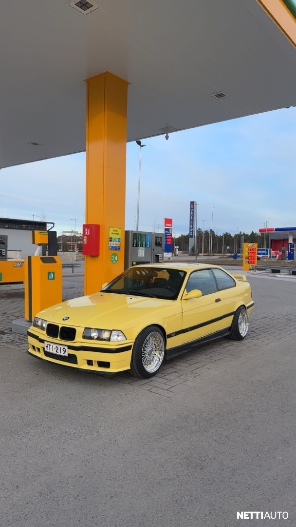 BMW 325